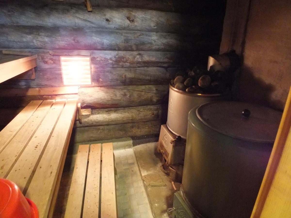 Cabin At Huskies Farm Inari Exterior photo