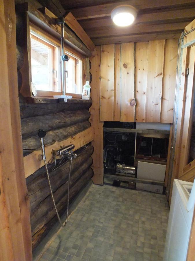 Cabin At Huskies Farm Inari Exterior photo